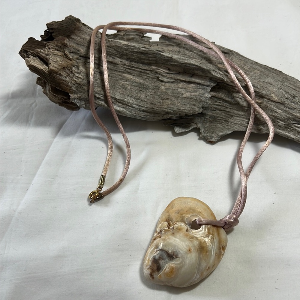 Elegant Shell Pendant Necklace with Pink Cord